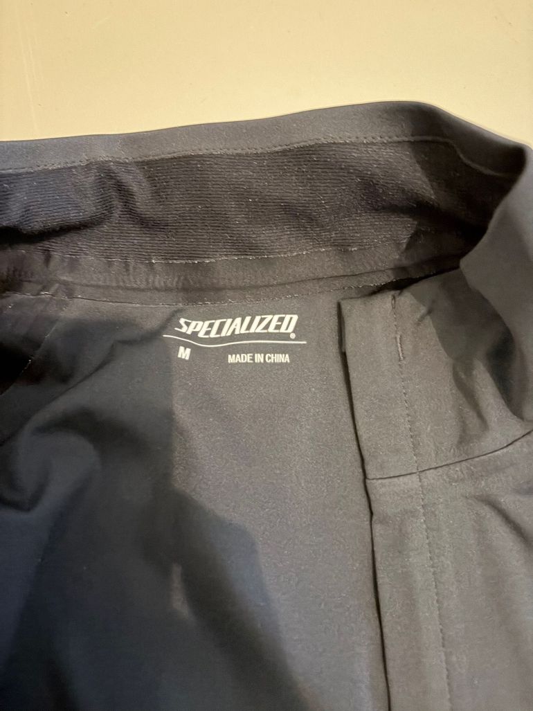 Used Specialized Jacket 2025 bike — image 4 of 4