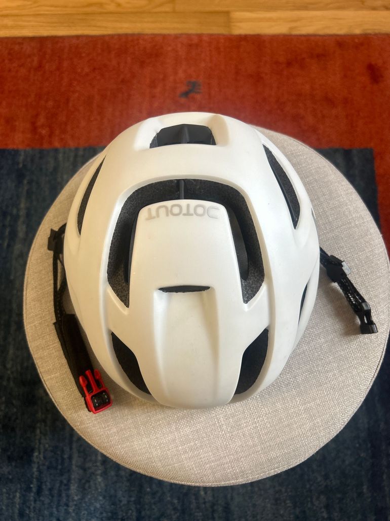 Used Dotout coupe bike — image 1 of 4