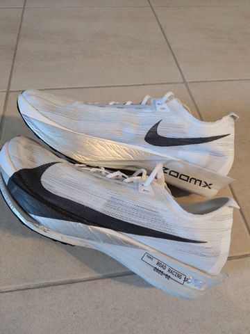 Tweedehands Nike Steakfly 2 2025 bike — afbeelding 3 van 5