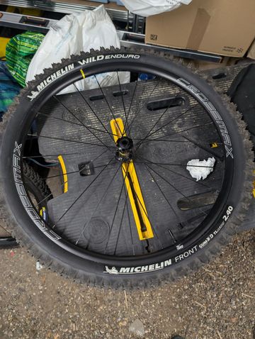 Used Mavic Front Wheel Crossmax 27.5 2019 bike — image 2 of 2