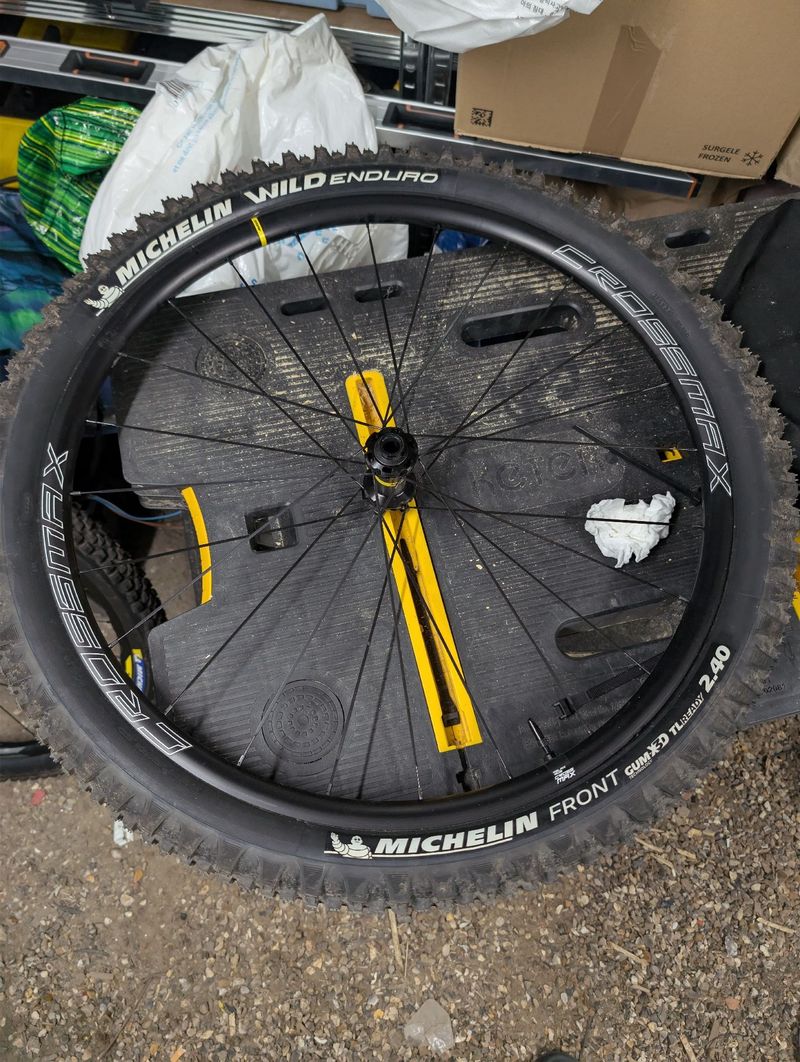 Used Mavic Front Wheel Crossmax 27.5 2019 bike — image 2 of 2