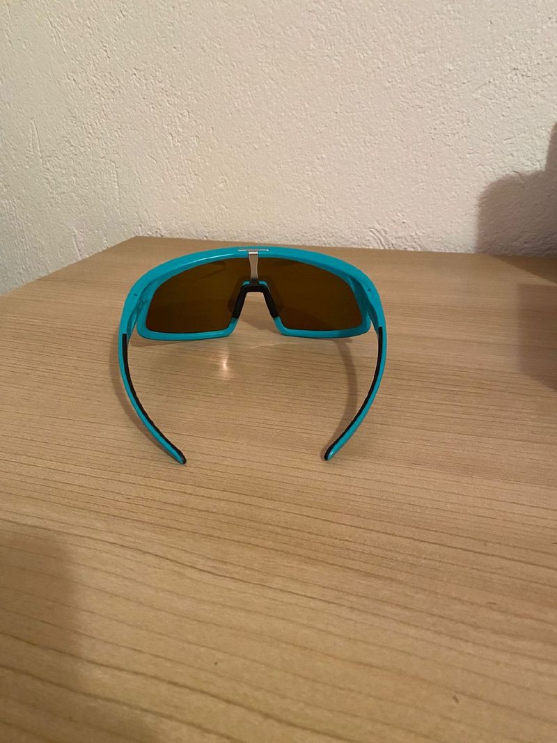 Used Oakley RLSV bike — image 4 of 6