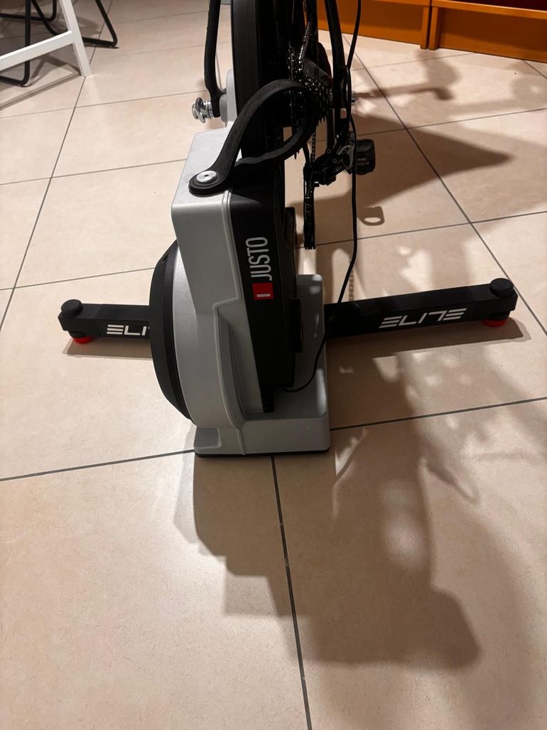 Used Elite Justo Smart Trainer 2025 bike — image 2 of 3