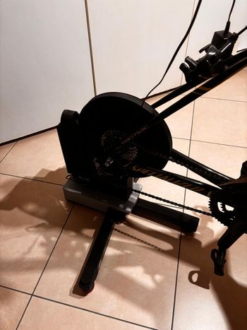 Used Elite Justo Smart Trainer 2025 bike — image 1 of 3