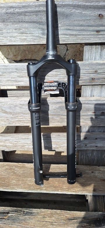 Brugt RockShox Recon RL Remote MTB 29" Fork bike — billede 2 af 3