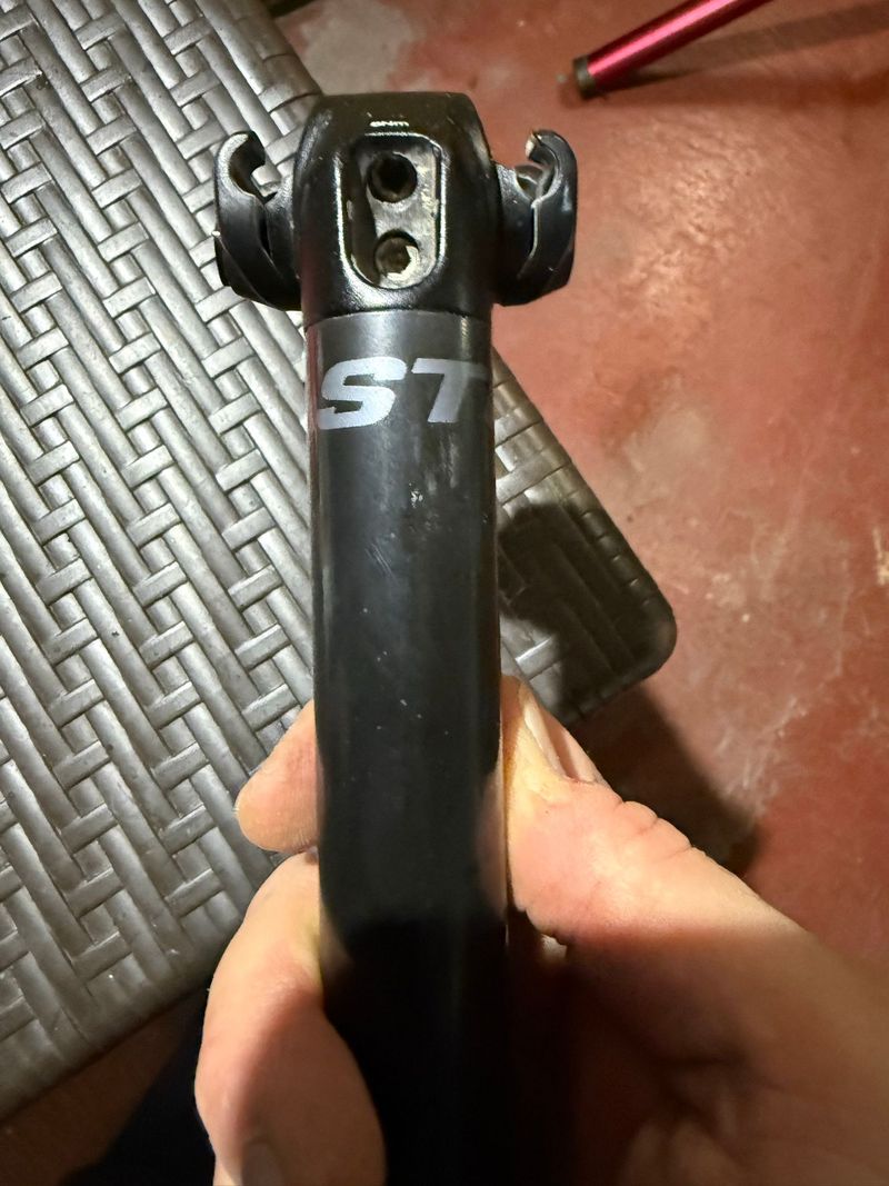 Easton Ec70 Carbonio Seatpost 2024 Saddles & Seatposts de segunda mano