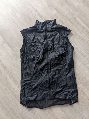 Gorewear, Weste