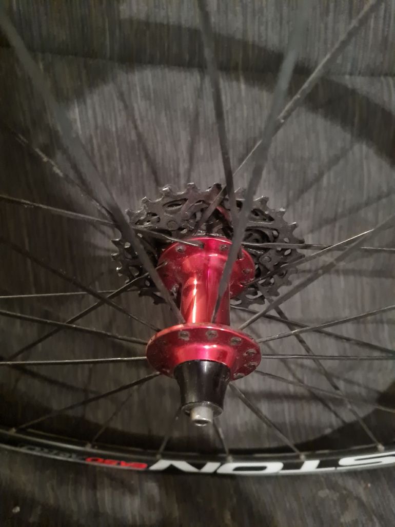 Used Easton Roue bike — image 5 of 7