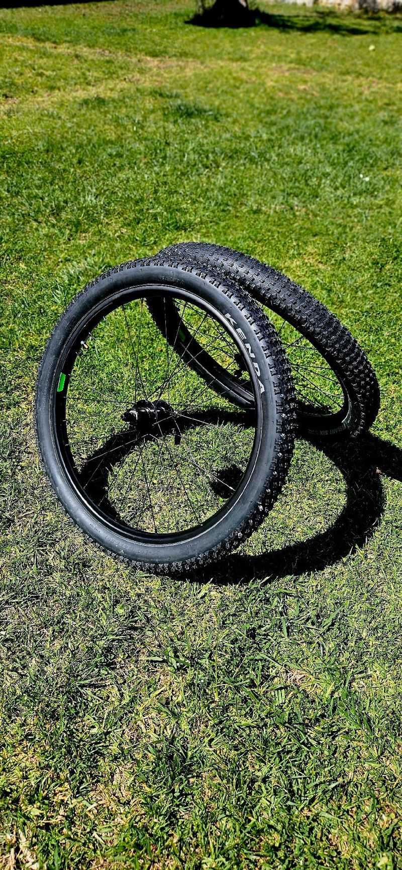 Used Cannondale 24" MTB Wheelset 2024 bike — image 1 of 3
