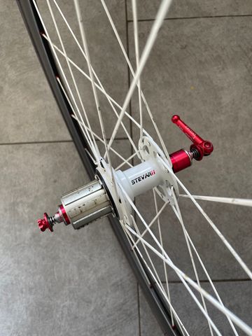 Używany STEVAN II Carbon Wheels bike — zdjęcie 6 z 7