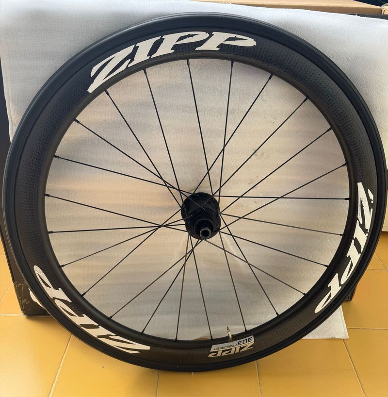 Tweedehands Zipp 303 firecast disk tubolar Wheels