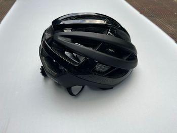 Used Gist casco Helmet 2025 bike — image 2 of 4