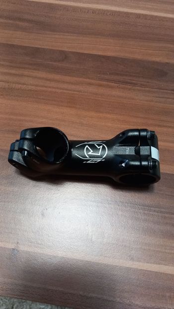 Pro, Stem