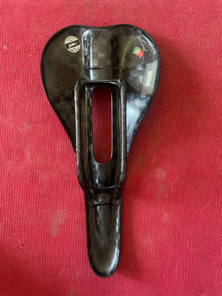 Used GELU G.1 Saddle 130mm 60g 2013 bike — image 2 of 5
