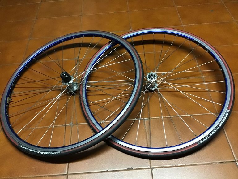 Used Ambrosio Blue Rims 28/700 bike — image 7 of 13