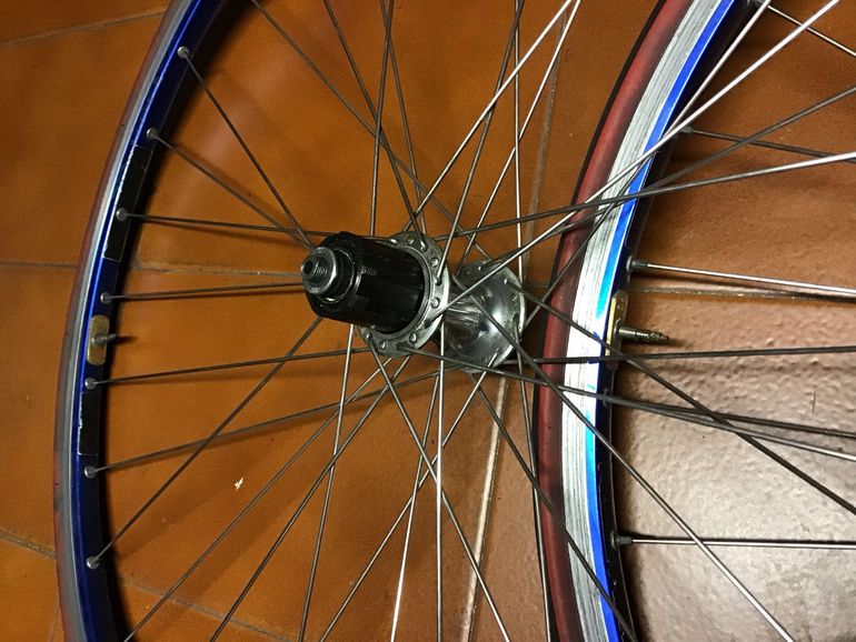 Used Ambrosio Blue Rims 28/700 bike — image 1 of 13