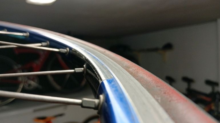 Used Ambrosio Blue Rims 28/700 bike — image 9 of 13
