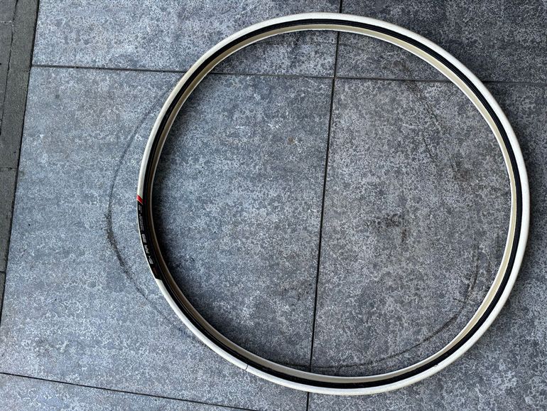 Used Ekoi Racing tyre 29mm 2026 bike — image 2 of 4