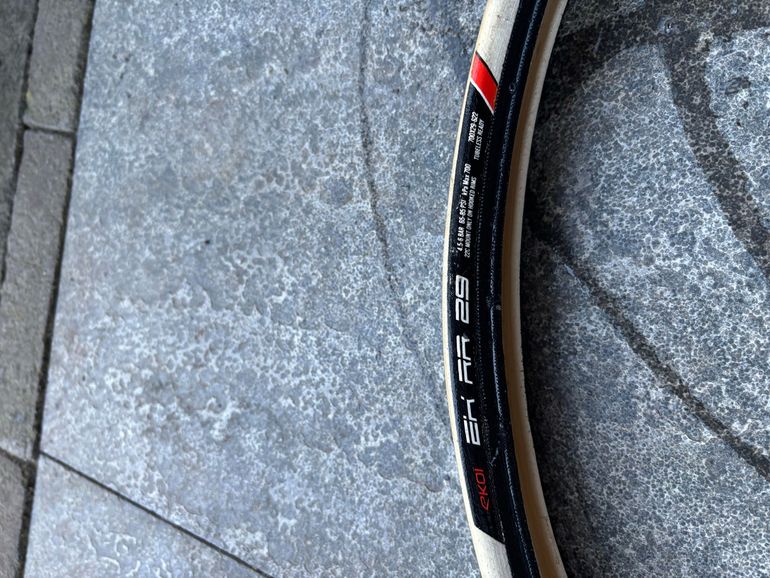 Used Ekoi Racing tyre 29mm 2026 bike — image 4 of 4