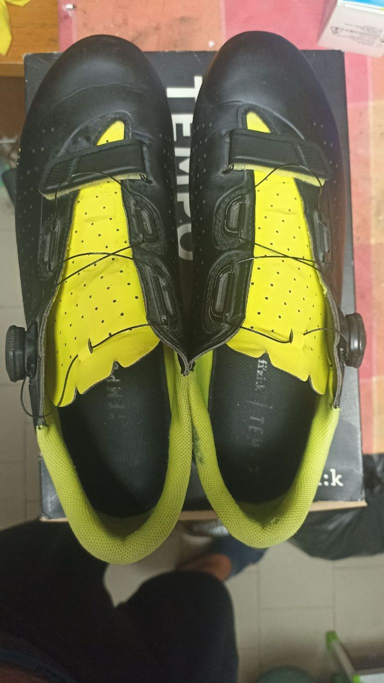Used Fizik tempo over curve R5 bike — image 4 of 5