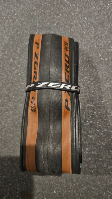 Used Pirelli P Zero Race TLR 2025 Tyres & Tubes