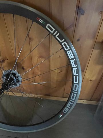 Brugt Grigio carbonio t1000 bike — billede 8 af 9