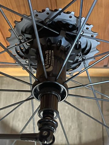 Brugt Grigio carbonio t1000 bike — billede 9 af 9