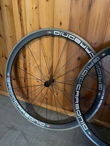 Used Grigio carbonio t1000 bike — image 3 of 9