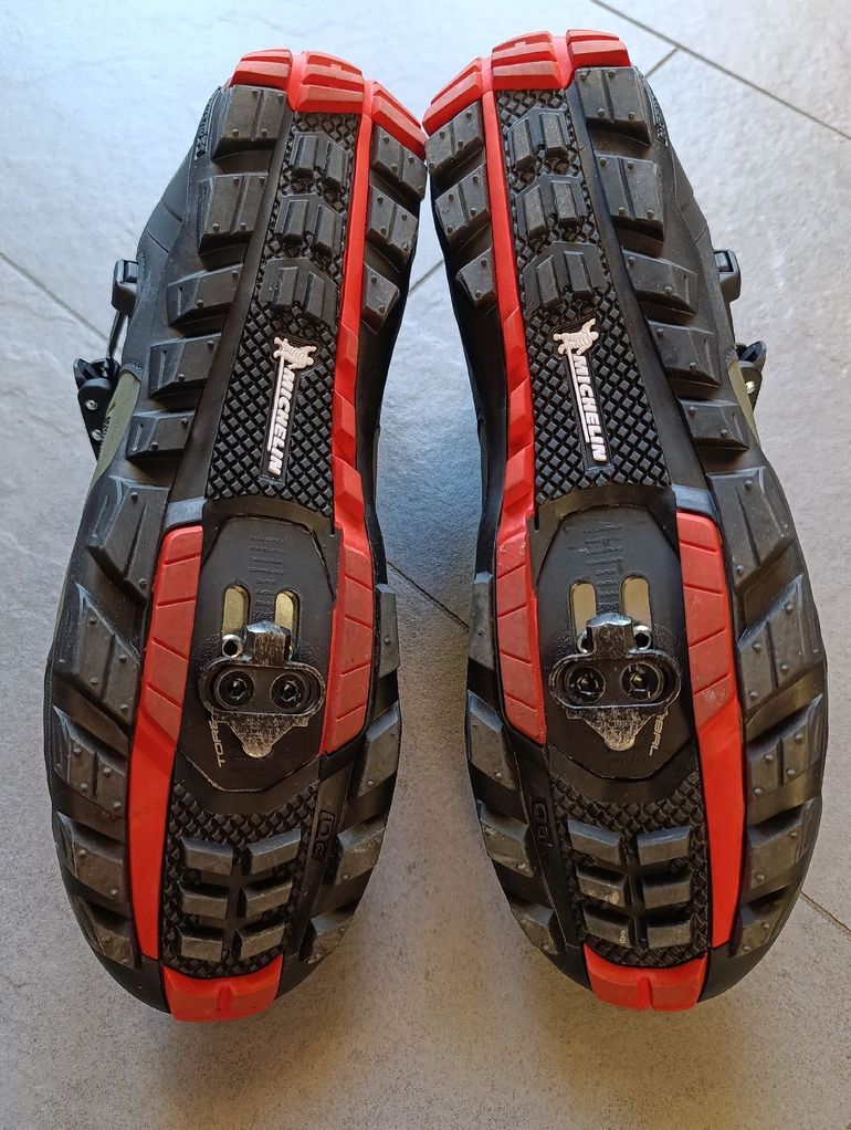 Used Shimano ME702 M 2021 bike — image 2 of 11