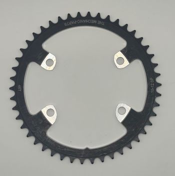 Used the mechanic parts 46 Dents 110mm Shimano 11/12v bike — image 1 of 4