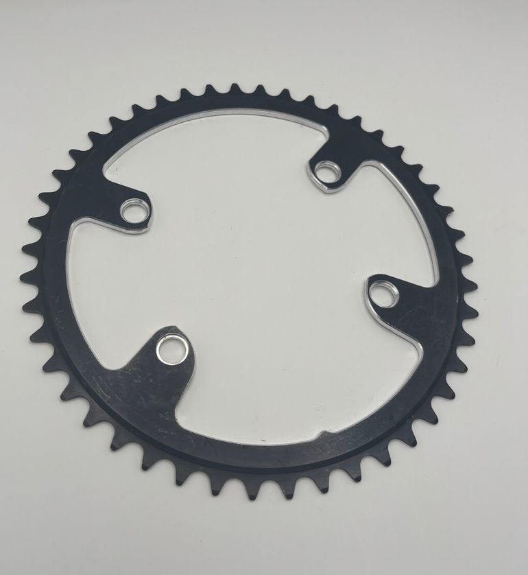 Used the mechanic parts 46 Dents 110mm Shimano 11/12v bike — image 4 of 4