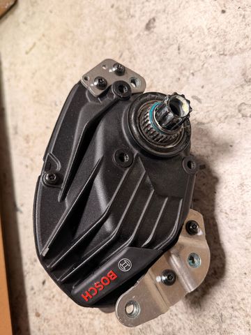 Used Bosch Performance Line CX Motor 2024 bike — image 2 of 3