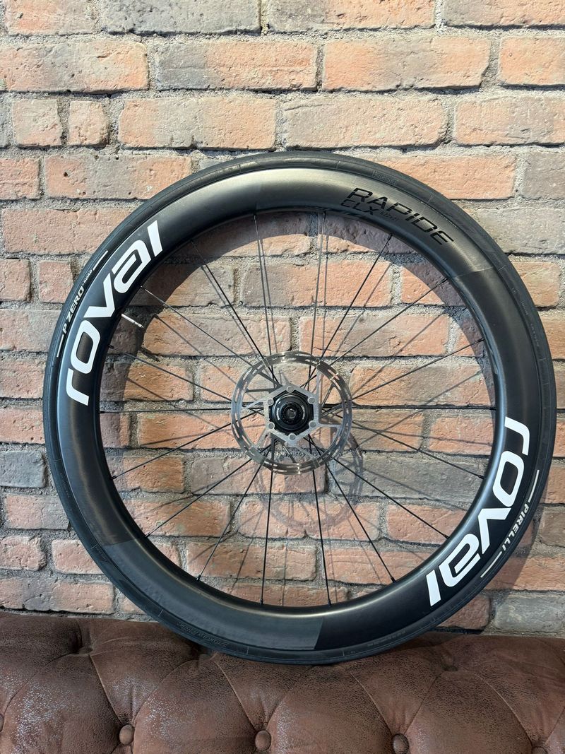 Used Roval Rapid CLX Wheelset bike — image 2 of 4