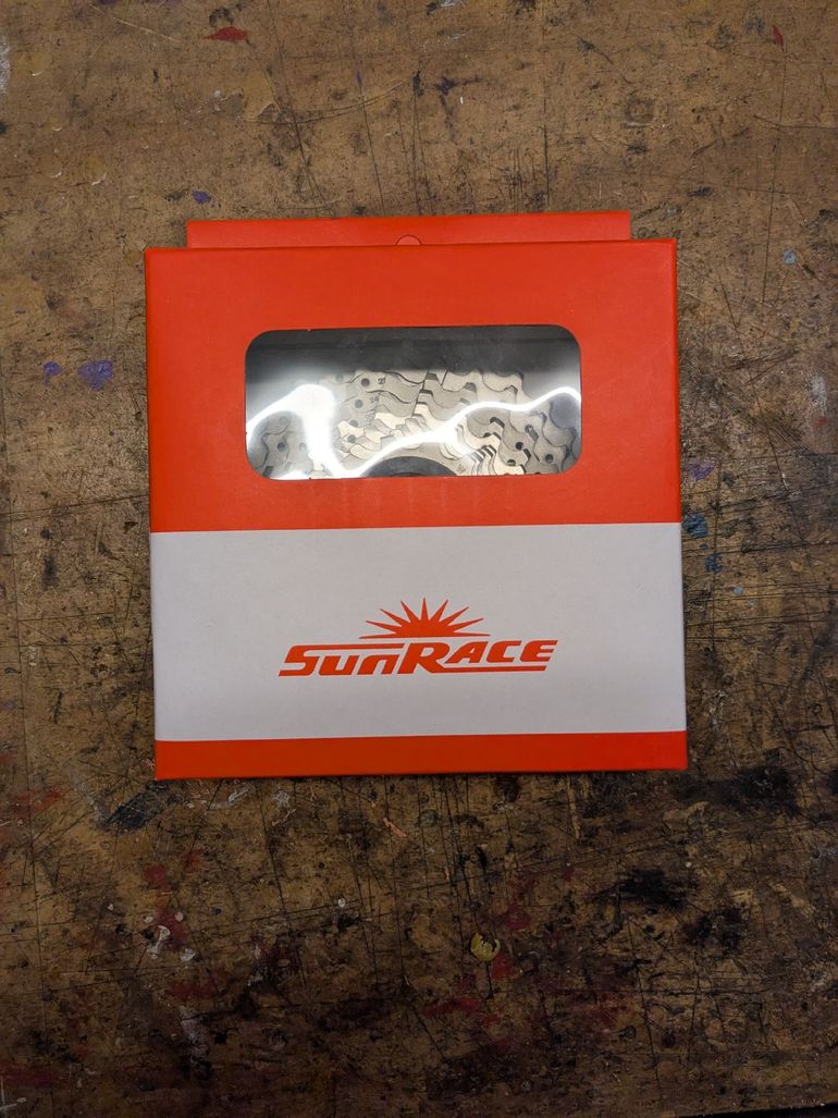 Used Sunrace Cassetta 12v 11-30 2026 bike — image 5 of 6