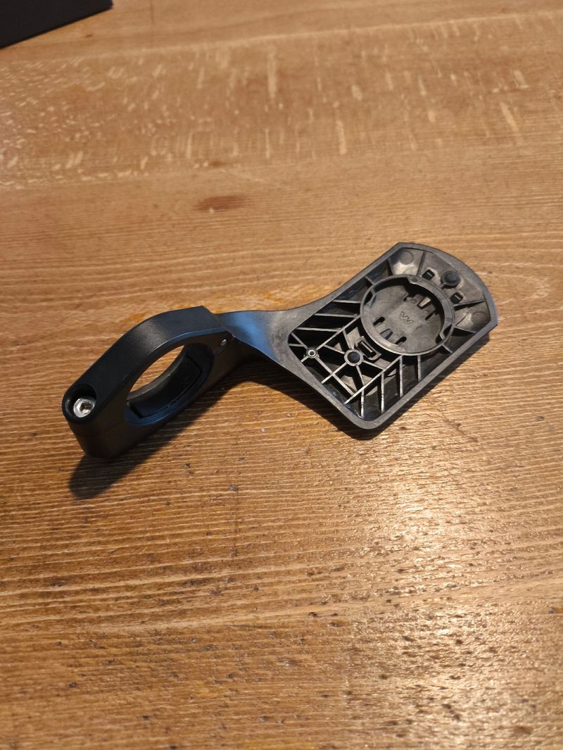 Używany Wahoo ELEMNT ROAM Out Front Mount 2024 bike — zdjęcie 1 z 2