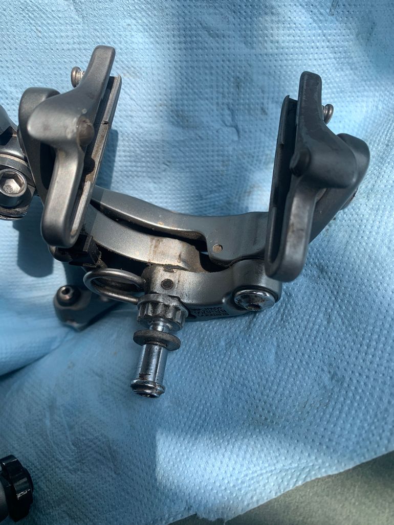 Used Shimano Ultegra 6700 Brakes 2010 bike — image 3 of 11