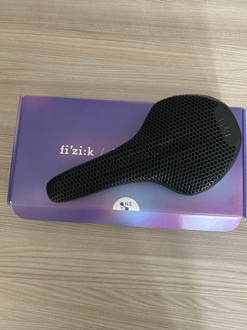 Used Fizik Sella 2025 bike — image 3 of 3