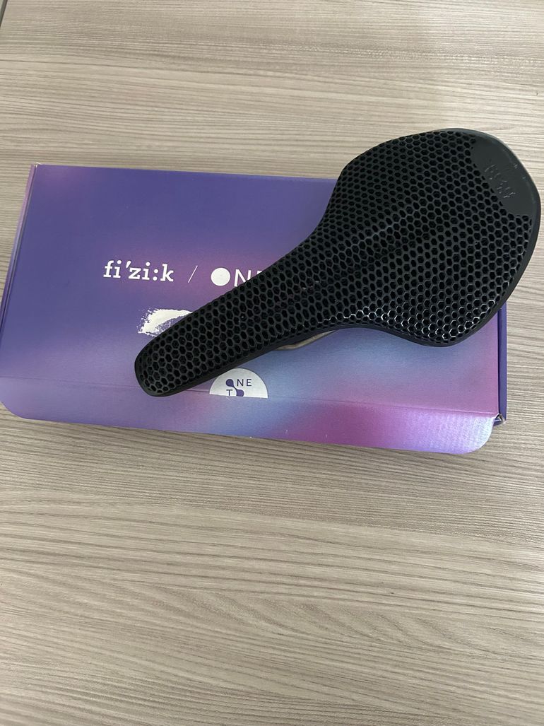 Used Fizik Sella 2025 bike — image 1 of 3