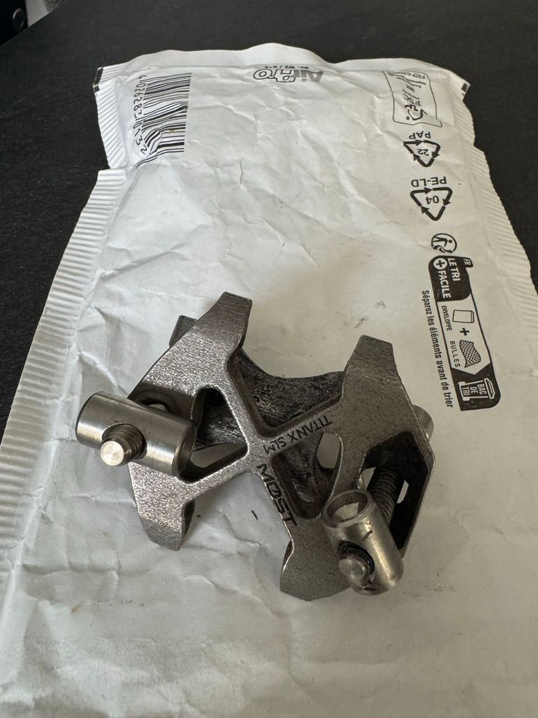 Used Pinarello Saddle Clamp 2024 bike — image 2 of 2