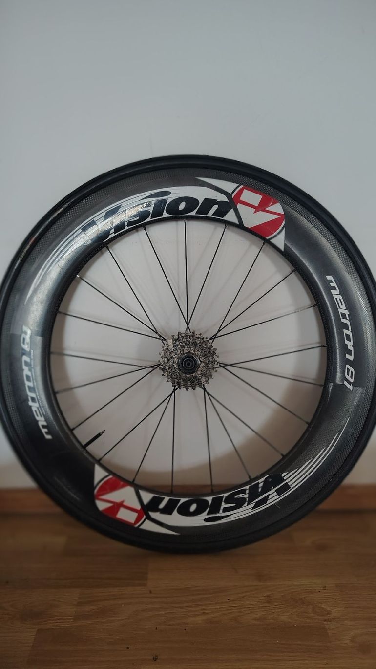 Used Vision Metron 81 Wheelset Carbon bike — image 1 of 7