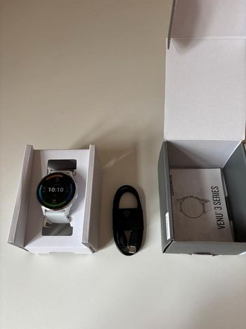 Used Garmin Venu 3 bike — image 4 of 5