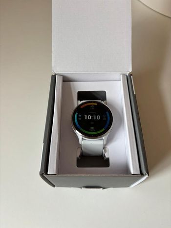 Used Garmin Venu 3 bike — image 2 of 5