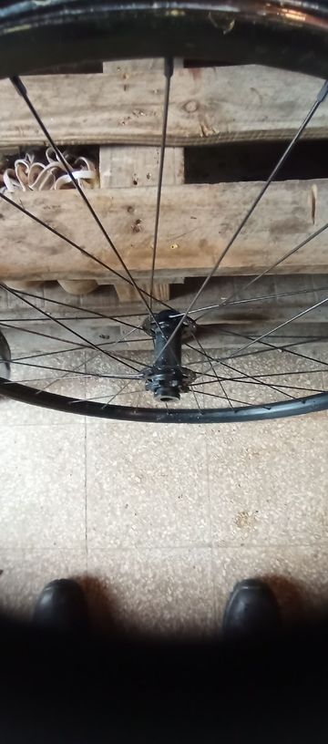 Used Specialized Roval Alluminio 2024 bike — image 2 of 5