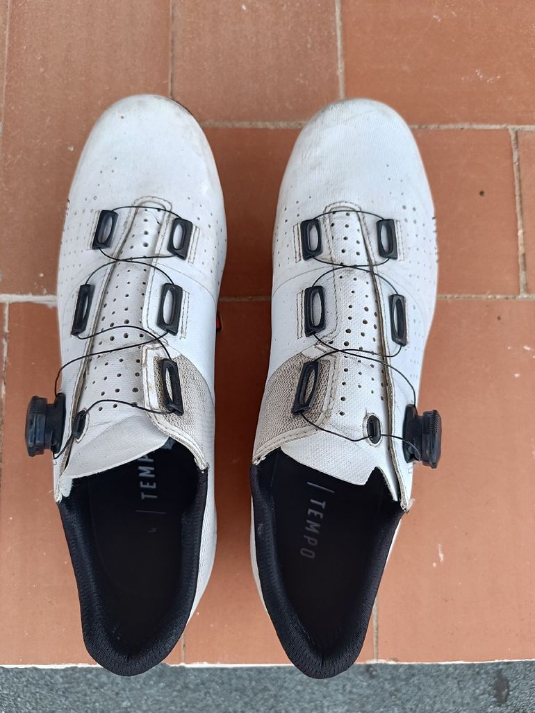 Used Fizik tempo r4 2024 bike — image 3 of 4