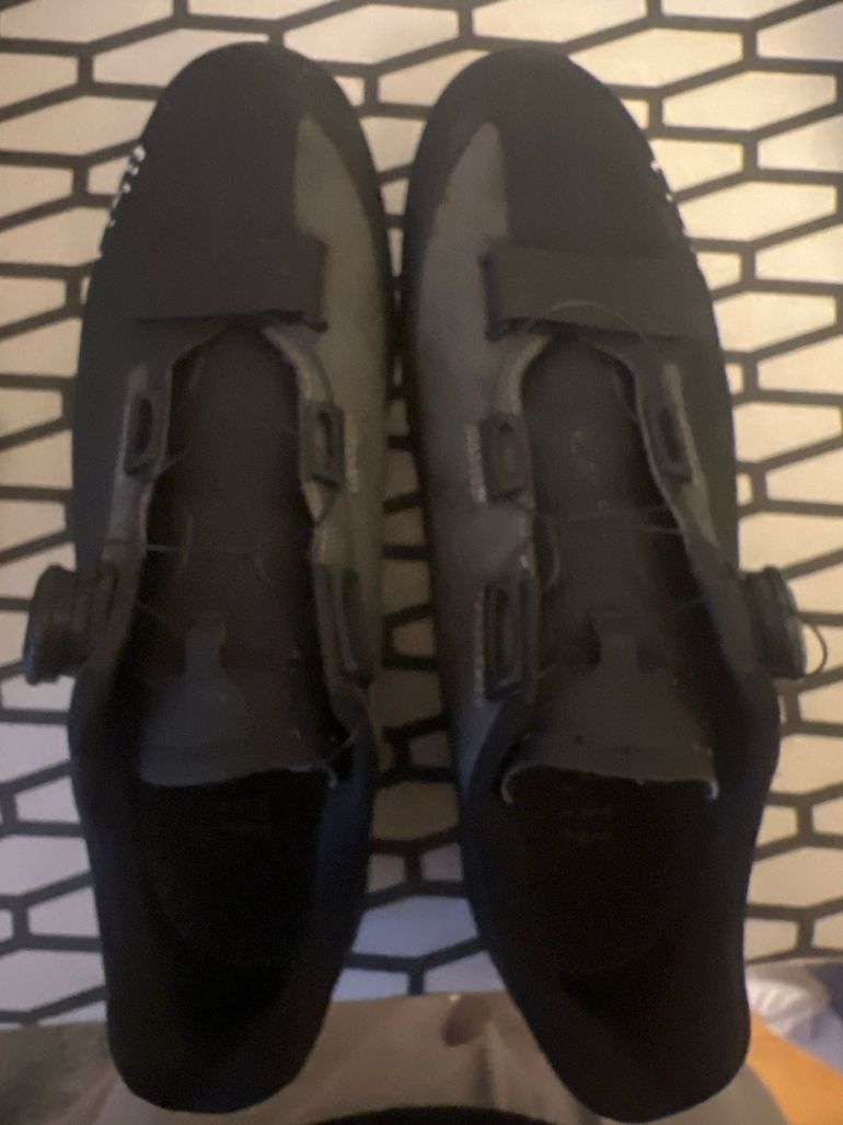 Used Fizik r5 bike — image 3 of 5