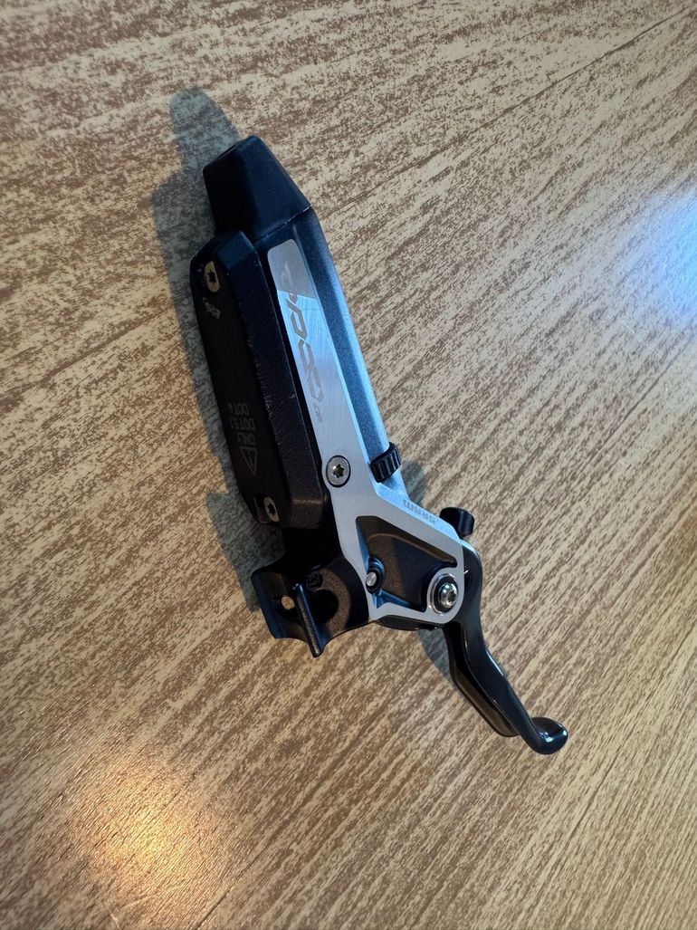Used Sram Code Ultimate bike — image 8 of 18