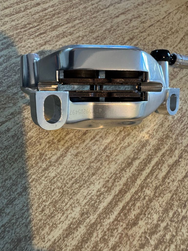 Used Sram Code Ultimate bike — image 7 of 18