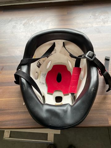Brugt Decathlon Casque Velo Enfant bike — billede 3 af 6