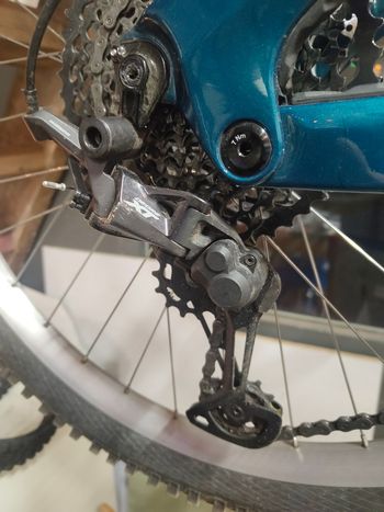 Used Shimano XT 2025 bike — image 2 of 5