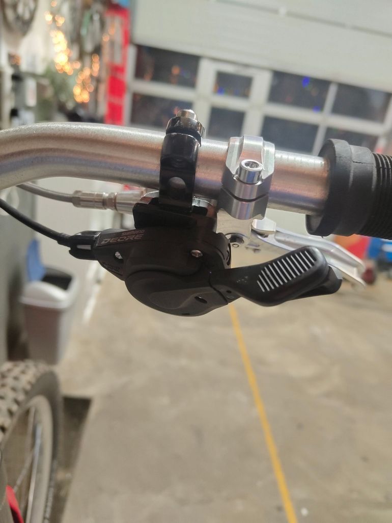 Used Shimano XT 2025 bike — image 4 of 5